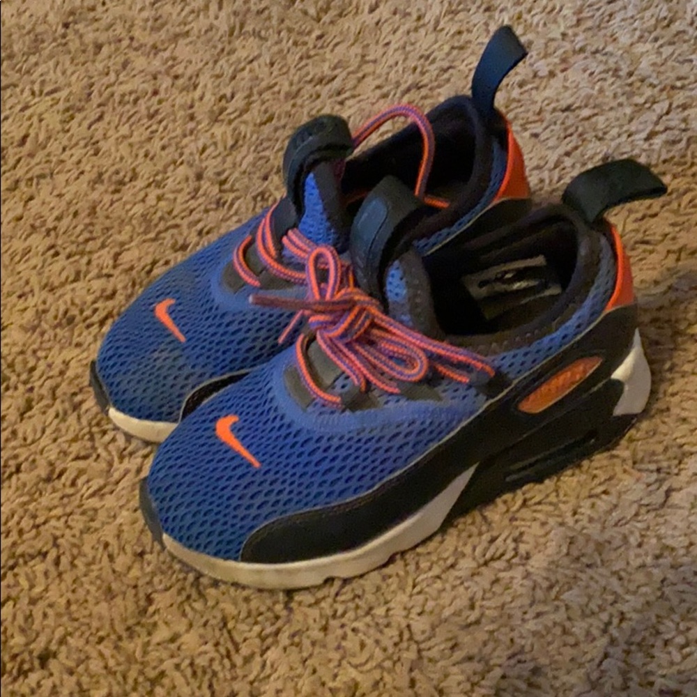 Nike Airs